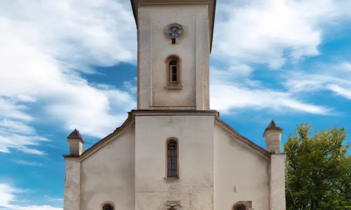 Kostel svatého Vojtěcha v Přerově nad Labem – noc