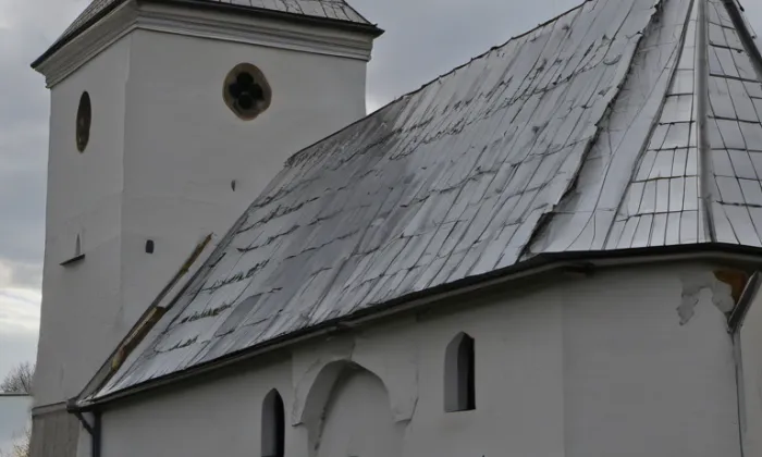 Kostel svatého Wolfganga (Vikantice) – iluminace