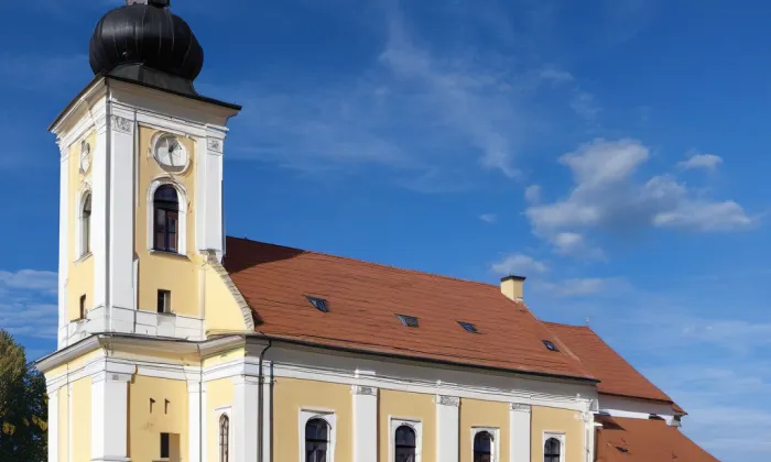 kostel Všech svatých (Milotice) – autumn