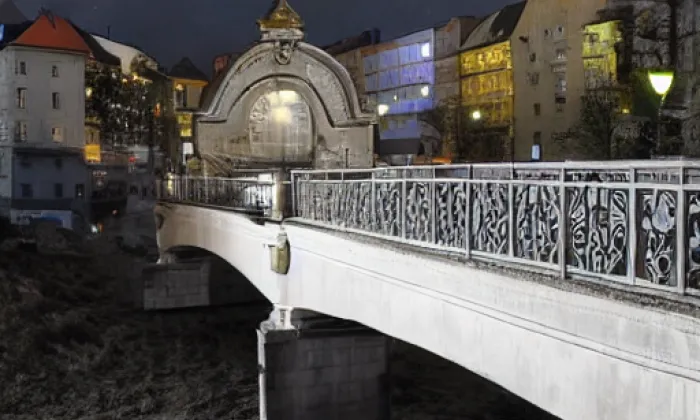 Podklášterský most – noc