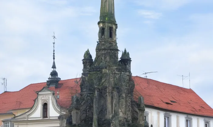 Sloup Nejsvětější Trojice – spring