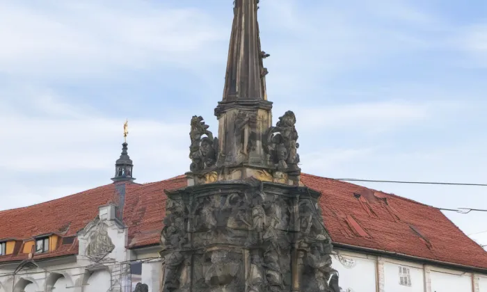 Sloup Nejsvětější Trojice – summer
