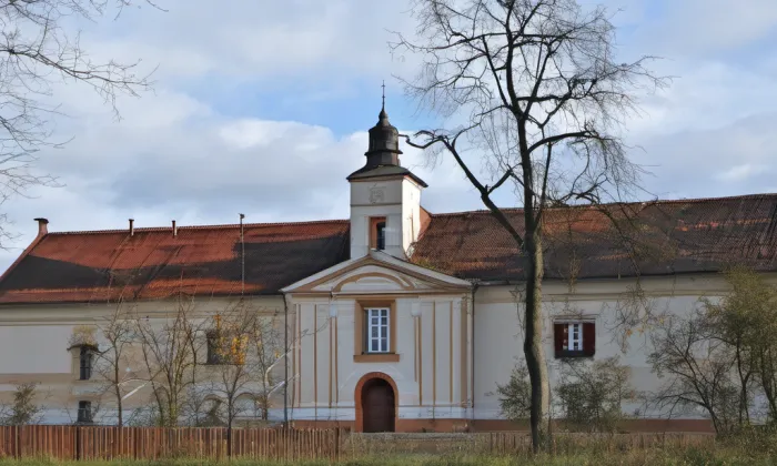 Starý zámek Batelov – autumn