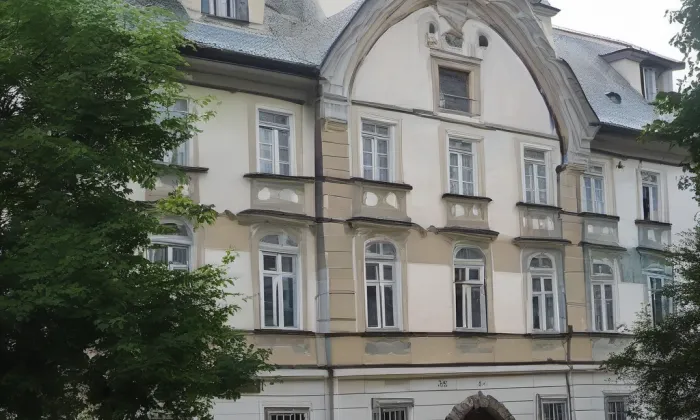 Studijní a vědecká knihovna Plzeňského kraje – spring