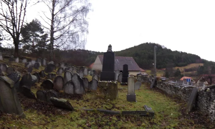 Židovský hřbitov v Rabí