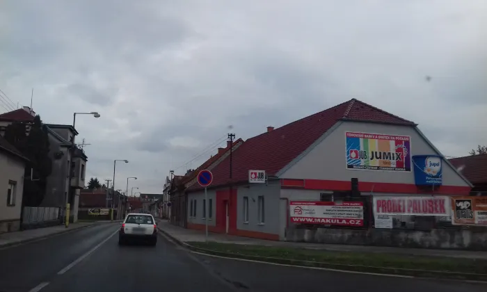 Krucifix (Chrast)