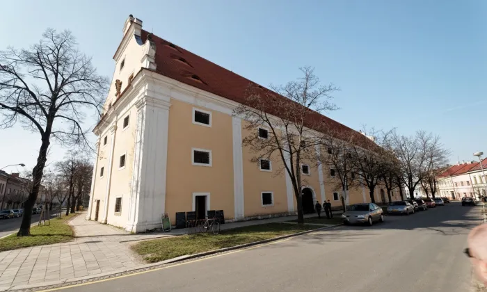 Schrattenbachova sýpka v Kroměříži