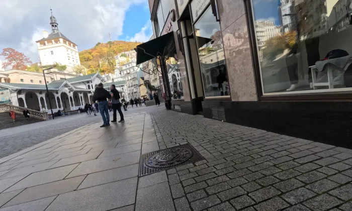 Sloup se sousoším Nejsvětější Trojice (Karlovy Vary)