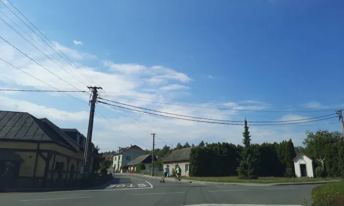 Smírčí kříž (Hvozdná)
