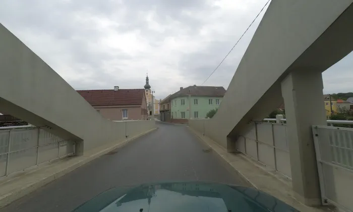 most ulice 28. října přes Radbuzu ve Staňkově