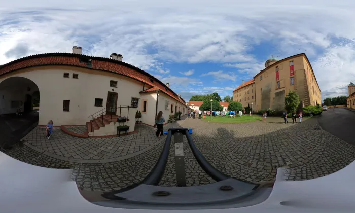 městská kašna v Poděbradech