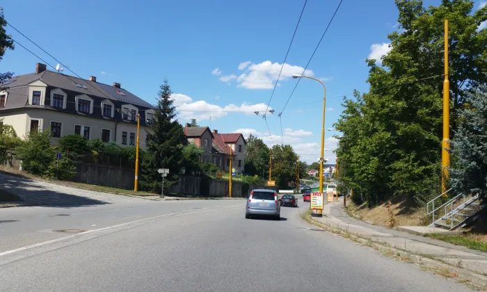 obilní skladiště s přístavbou správní budovy
