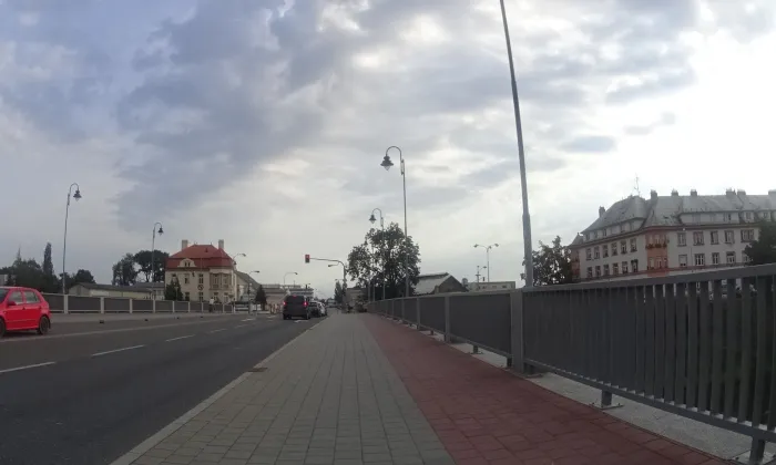 sloup se sochou svatého Jana Nepomuckého u ulice Vejvanovského
