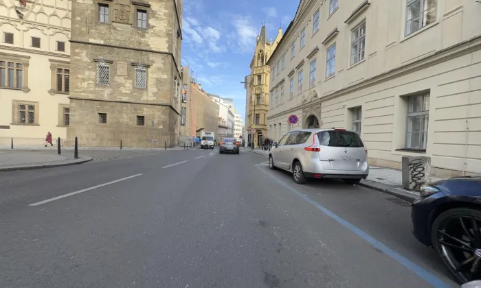 Dům U dvou kamenných stolů