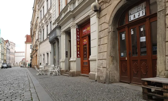 Pernštýnské náměstí 48
