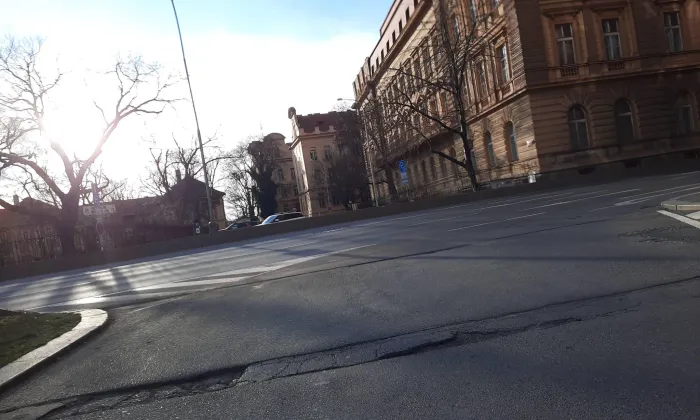 budova Vojenských staveb