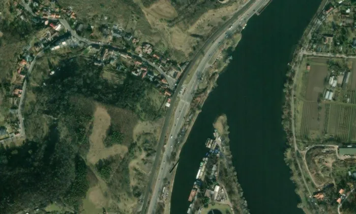 železniční viadukt V Podbabě – letecký pohled
