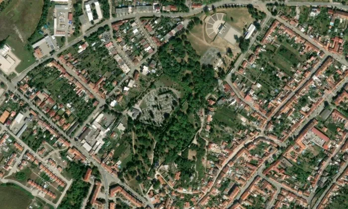 Židovský hřbitov v Mikulově – letecký pohled