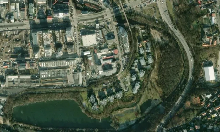 Always, elektrotechnická továrna Otto Stuhlhofera – letecký pohled