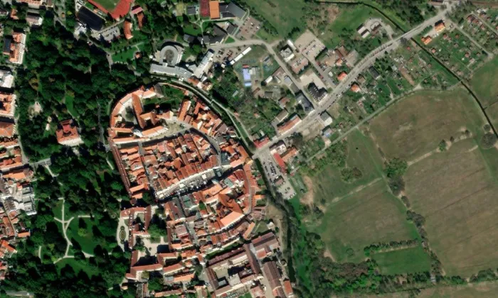 bývalá občanská záložna v Třeboni – letecký pohled