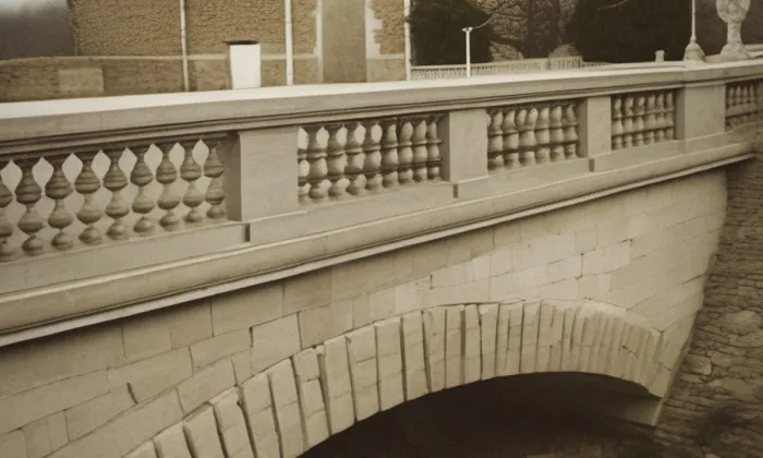 betonový most Zenklovy ulice přes Rokytku – historická rekonstrukce