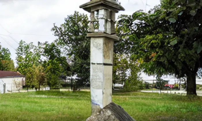 Boží muka z roku 1705 – autumn