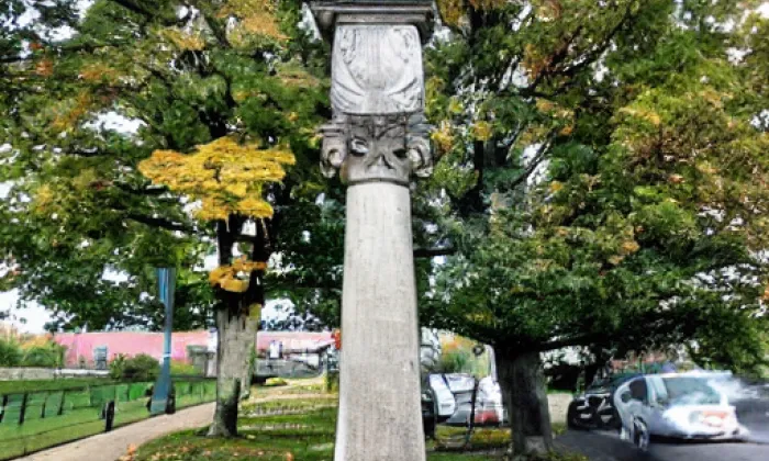 Boží muka z roku 1717 – podzim