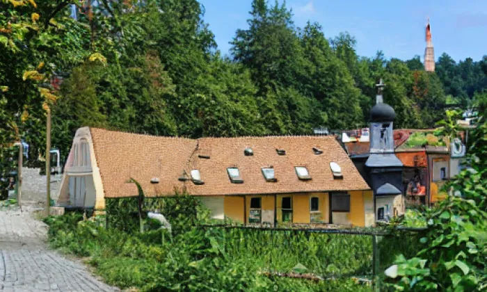cihlový most k Tichému ostrovu u Mikulova – autumn