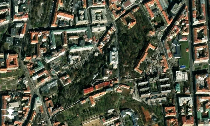 Dům U Černého kříže (Nové Město, Praha) – letecký pohled