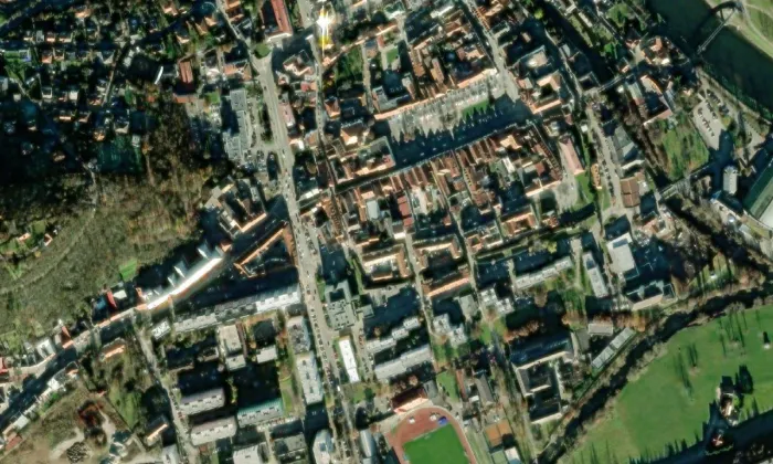 Dům U tří korun – letecký pohled