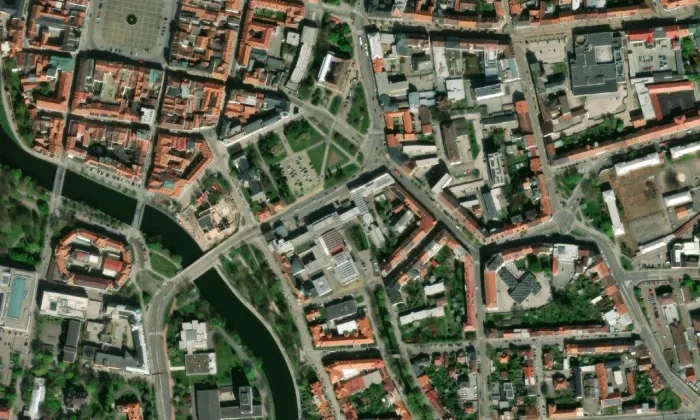 Dům U Tří lvů – letecký pohled