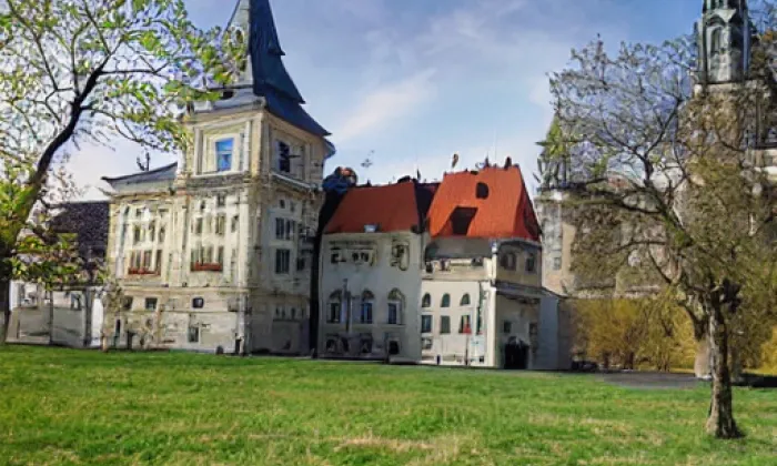 evangelický kostel ve Strážném – jaro