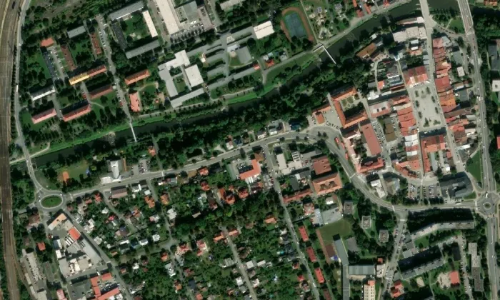 evangelický kostel ve Valašském Meziříčí – letecký pohled