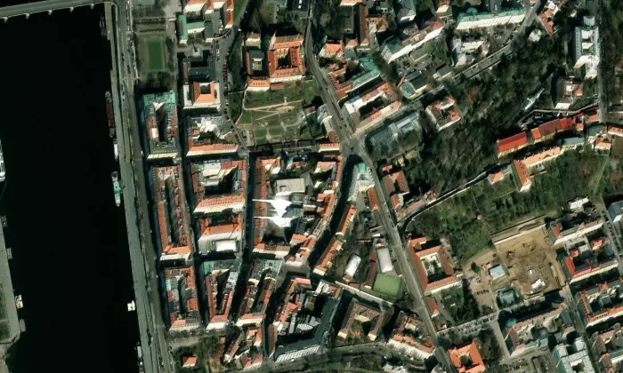 fara u kostela Nejsvětější Trojice, Praha, Trojická – letecký pohled