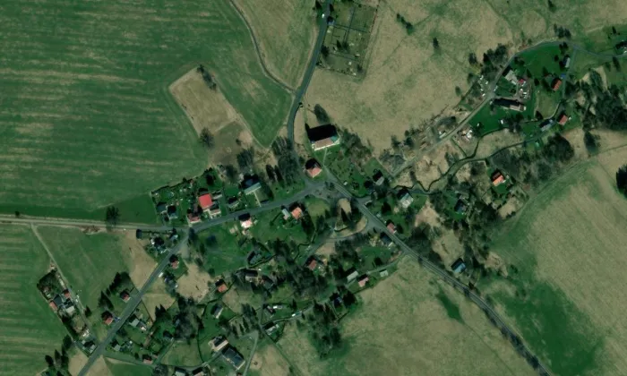 fara v Lobendavě – letecký pohled