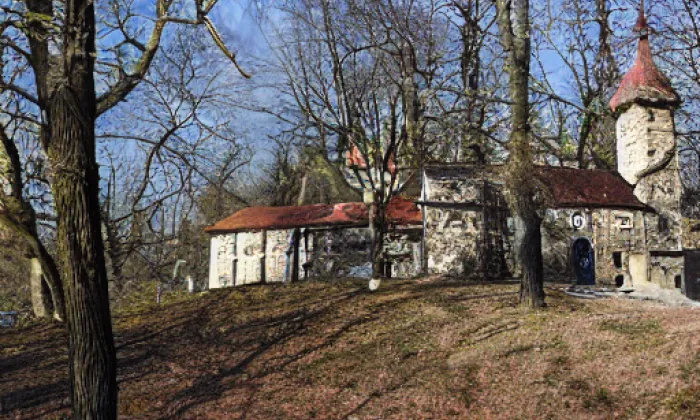 Frumštejn – léto