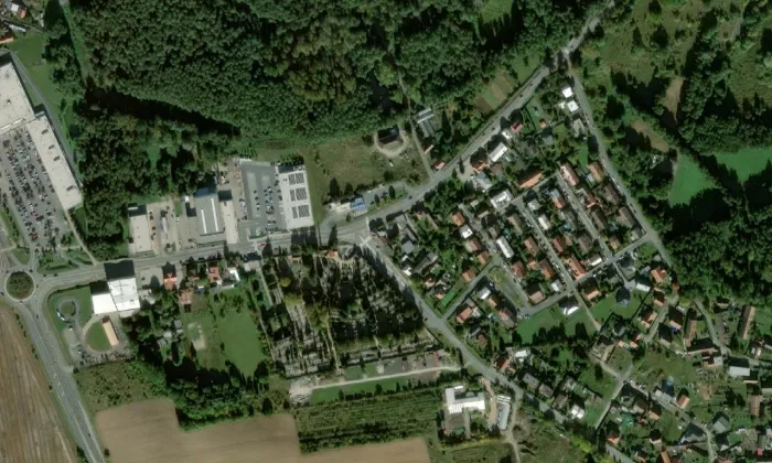 Hřbitov v Poděbradech – letecký pohled