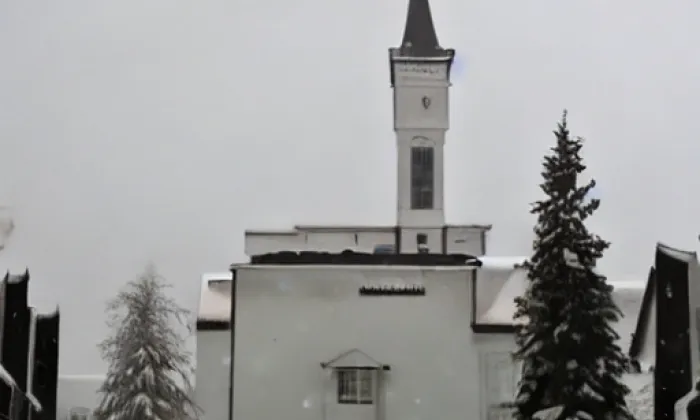 hřbitovní kaple svatého Kříže v Rožďalovicích – winter