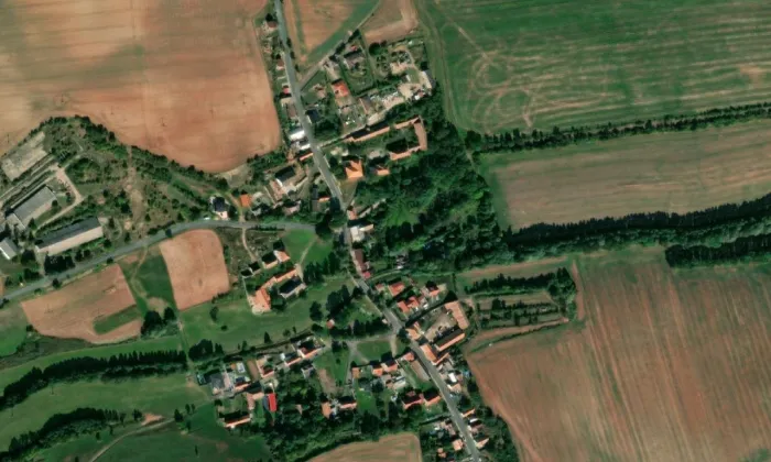 Hrádek (Neprobylice) – letecký pohled