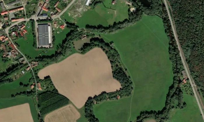 Hradec u Němětic – letecký pohled