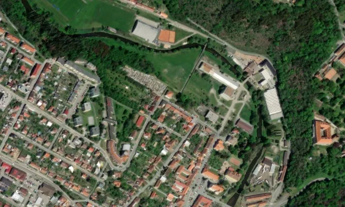 Hrobka Haugviců – letecký pohled