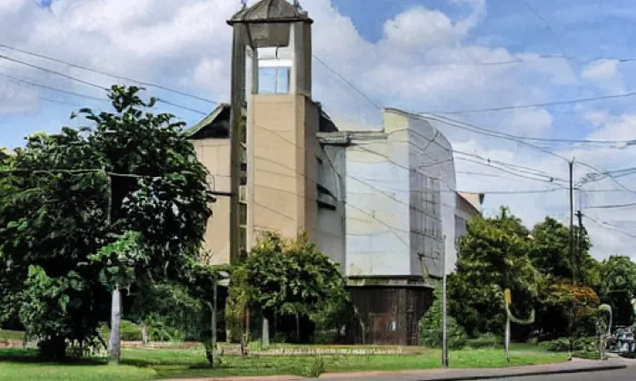 Husův sbor na Zbraslavi – jaro