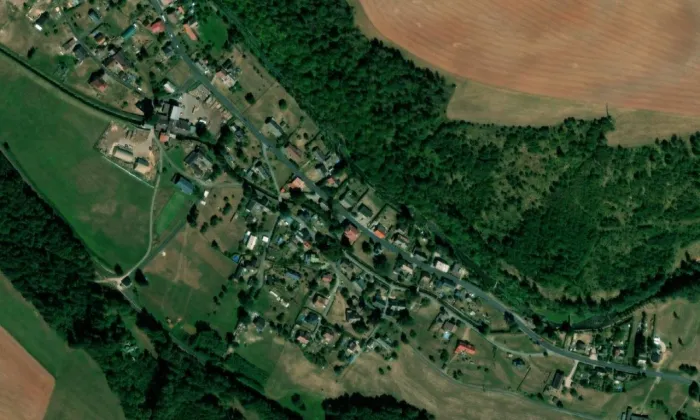 Křížová cesta (Klášterská Lhota) – letecký pohled