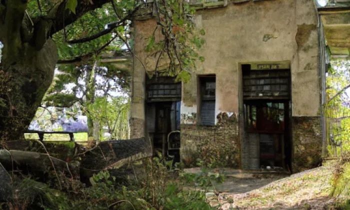 kamenný mostek přes Výmolu – spring