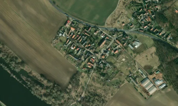 Kaple Narození svatého Jana Křtitele – letecký pohled