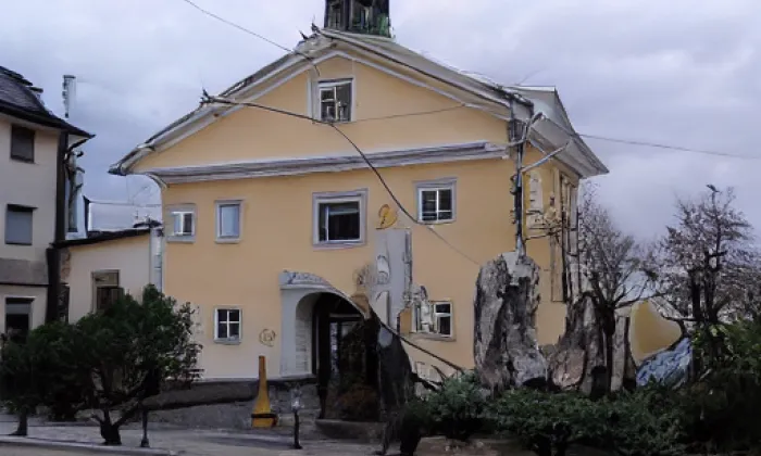 Kaple Navštívení Panny Marie (Děhylov) – jaro