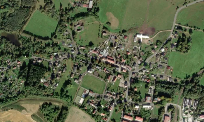 Kaplička (Božičany) – letecký pohled