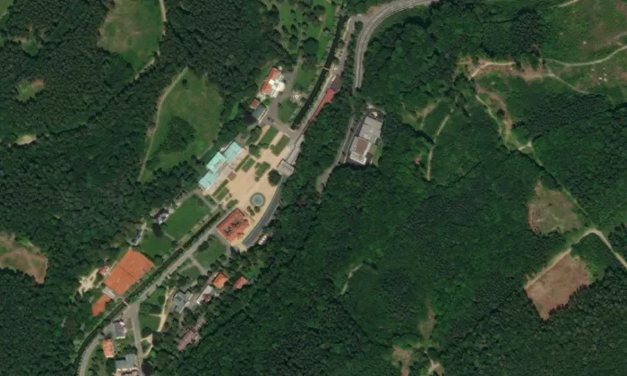 Kolonáda (Luhačovice) – letecký pohled
