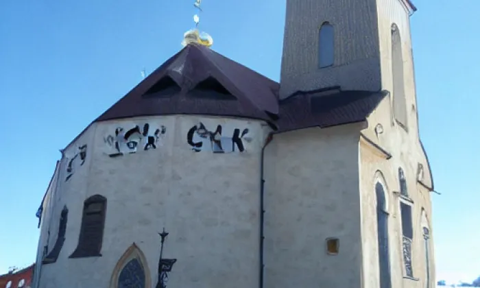 Kostel Archanděla Michaela (Moravský Kočov) – podzim