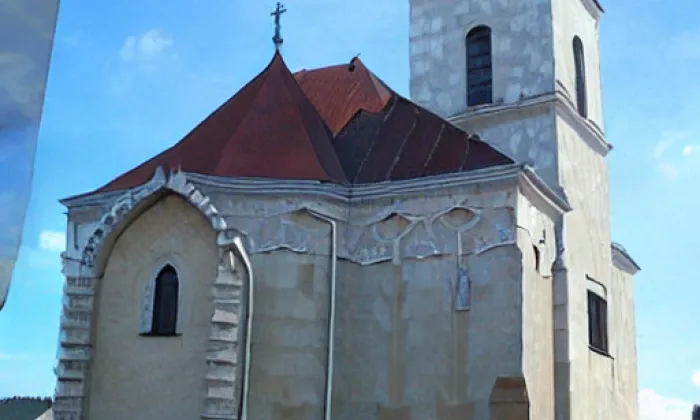 Kostel Archanděla Michaela (Moravský Kočov) – léto